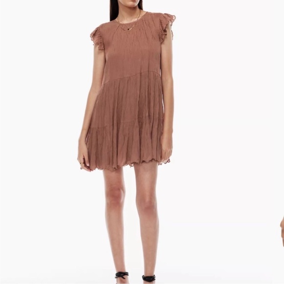 Wilfred Dresses & Skirts - Wilfred Aritzia Sidonie Tiered Mini Dress Size Small